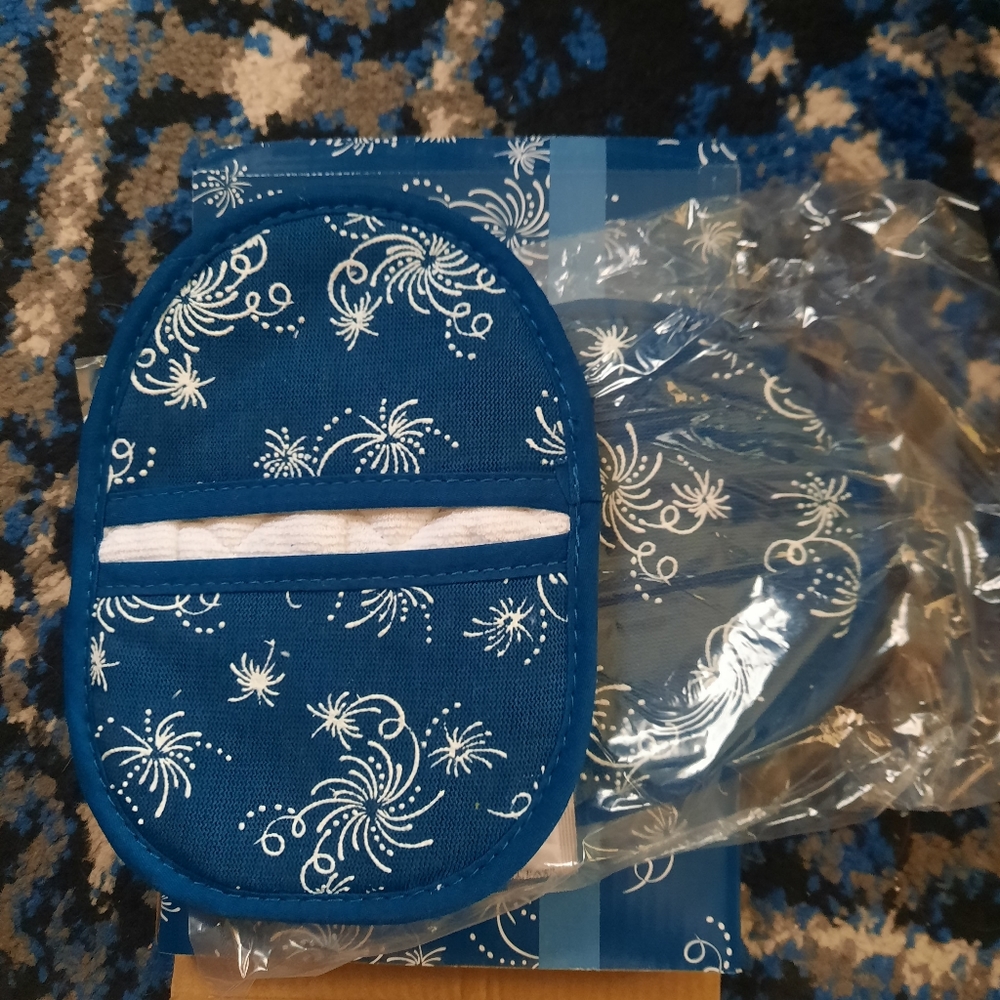 Temptations pot holders